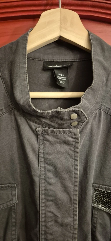 Chaqueta Militar Lane Bryant 18/20 Glam Lentejuelas Bombardero Caqui Verde Cremallera Usada en Excelente Condición Foto 3 de 4