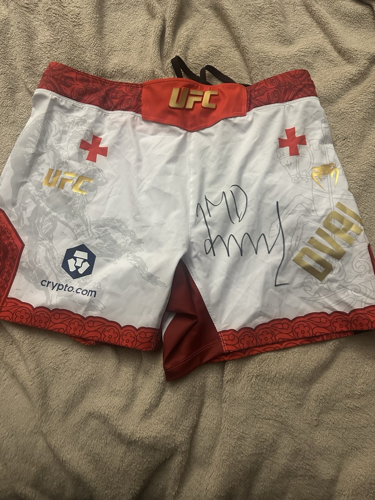 Pantalones Cortos UFC Firmados por Merab Dvalishvili Peso Gallo CABRA Certificado de Autenticidad Beckett
