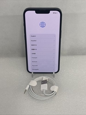 Apple iPhone 13 - 128 GB - Midnight (Unlocked) *Scratched*