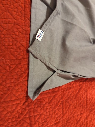 Fashion Seal Healthcare Scrub Top, Gray V-Neck, Short Sleeve Women's SZ XS - NEW - Foto 9 di 9