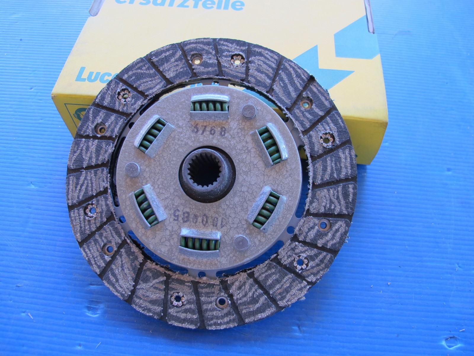Disque d'embrayage Girling élimine le patinage sur Fiat 127 et Seat 127