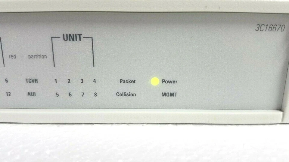 3Com LinkBuilder FMS II 12-Port Ethernet Hub Managed w/ Rack Ears 3C16670 - Image 2 of 4