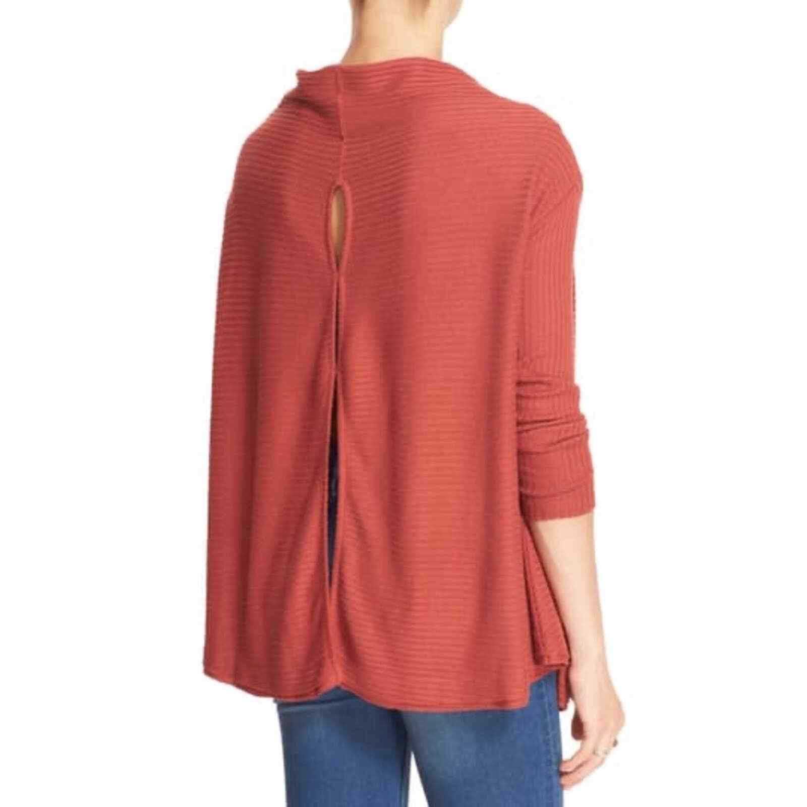 Free People Lover Ribbed Split Back Pullover Tuni… - image 4