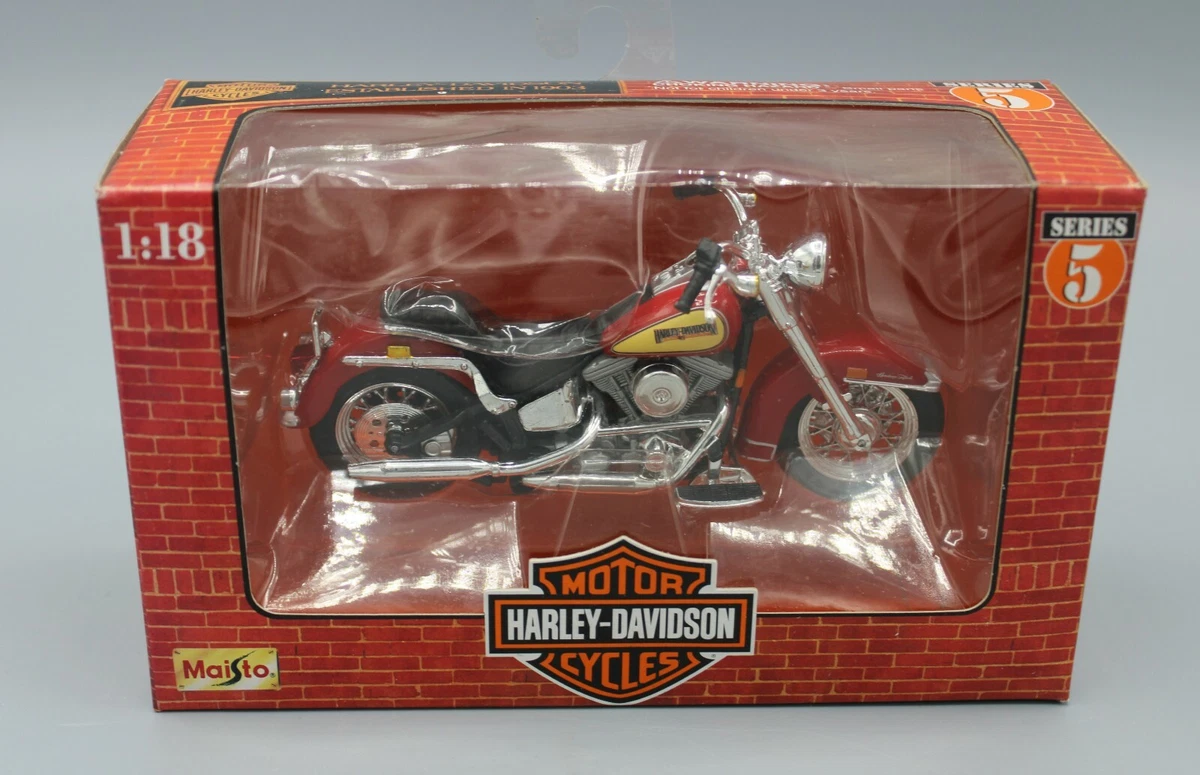 Harley Davidson 1:18 Maisto 1986 FLST Heritage Softail Red Motorcycle  Series 5