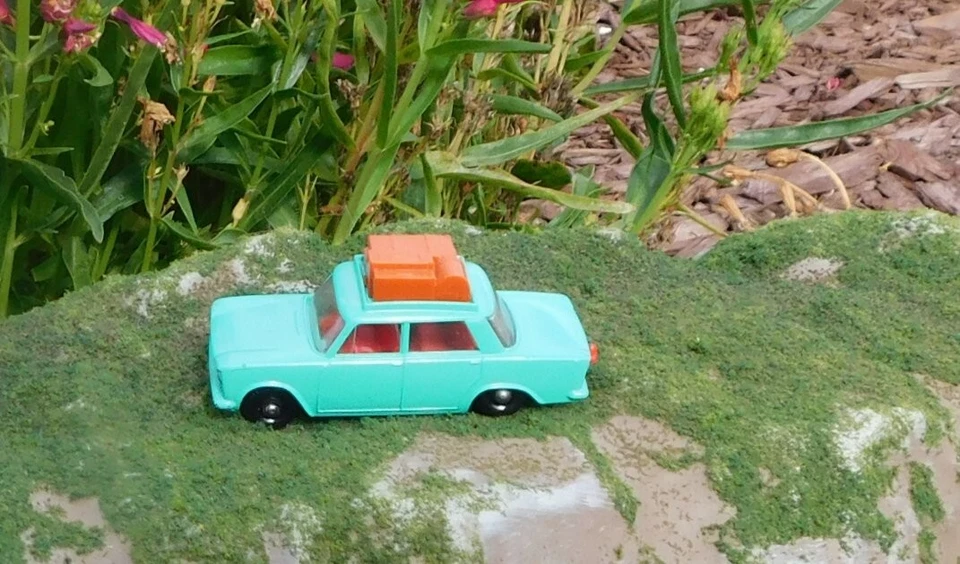 Matchbox Fiat 1500 56B 1961 COMO NUEVO con su caja original COMO NUEVA. Foto 2 de 4