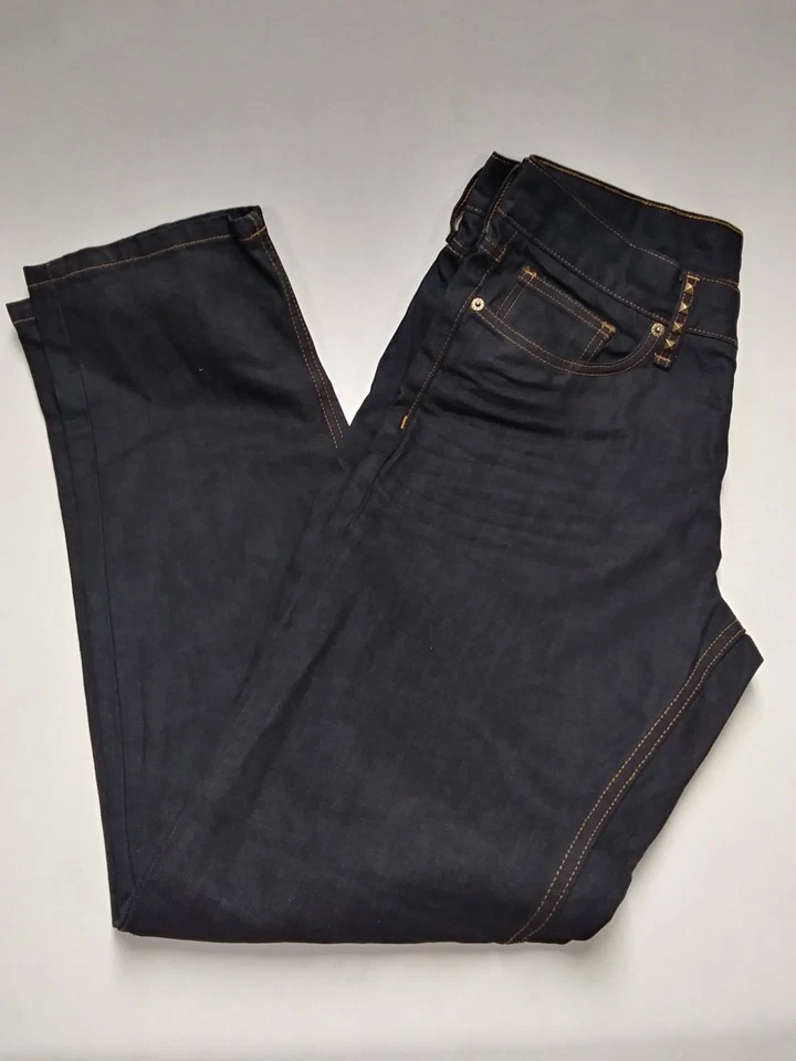 Ai/Authentic Icon: Jeans de enjuague/lavado de resina índigo para hombre con costuras doradas en la parte superior Foto 2 de 4