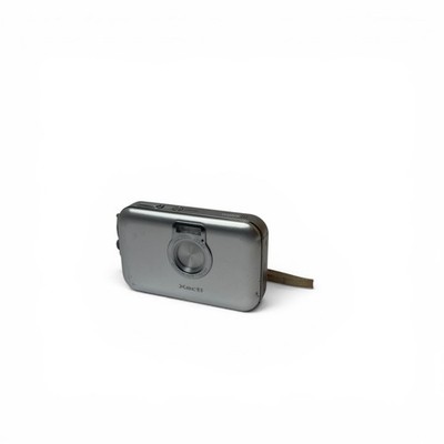 SANYO Xacti E6 6MP Digitalkamera Silber Defekt Bastler CCD Fehler