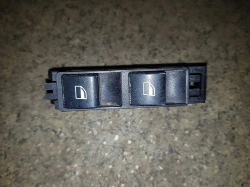 BMW 3 Touring E46 Schalter für Fensterheber hinten links 61318381514 33754039