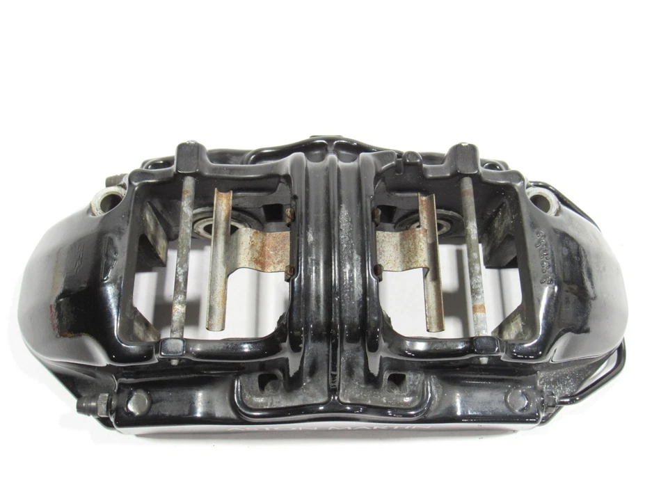 Pinza de freno delantera izquierda Brembo @3 14-18 Aston Martin Vanquish 2014 Foto 2 de 4