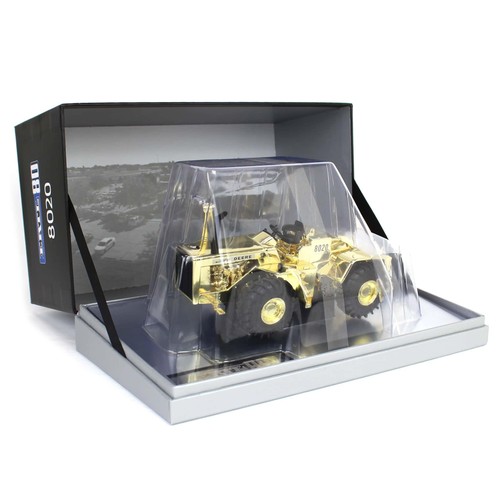 Gold Chrome Chase Unit~ 1/32 John Deere 8020 Tractor ERTL 80th Anniversary 45974 - Picture 4 of 5