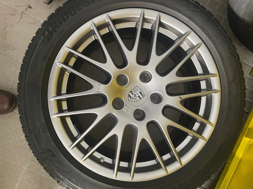 Kompletter Winterradsatz Porsche Cayenne 4 x 20 Zoll Reifen 275/45 R 20 110 V - Bild 2 von 4