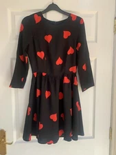 TOPSHOP BLACK SKATER DRESS WITH RED HEARTS UK 6 