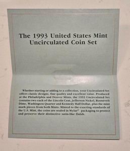 1993 US Mint Uncirculated P & D Coin Set in Envelope