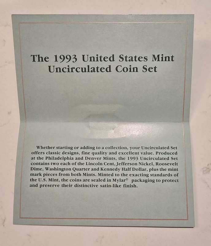 1993 US Mint Uncirculated P & D Coin Set in Envelope