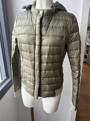 Milestone Daunenjacke Damen S Grün Neu