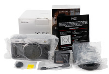 Fujifilm X-E5 Mirrorless Camera Body 40.2MP Sensor, Silver Mint Condition