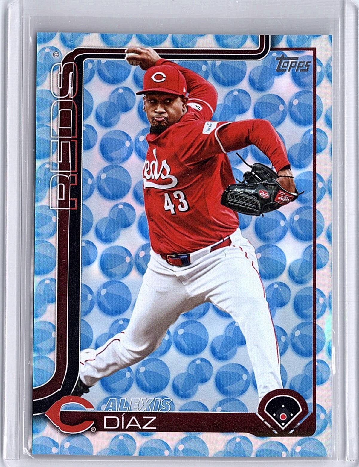 2025 Topps #434 Alexis Díaz Holiday Beach Ball #/50