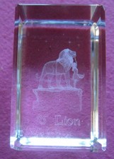 Glasquader Briefbeschwerer, 8x5x5cm, Löwe mi...