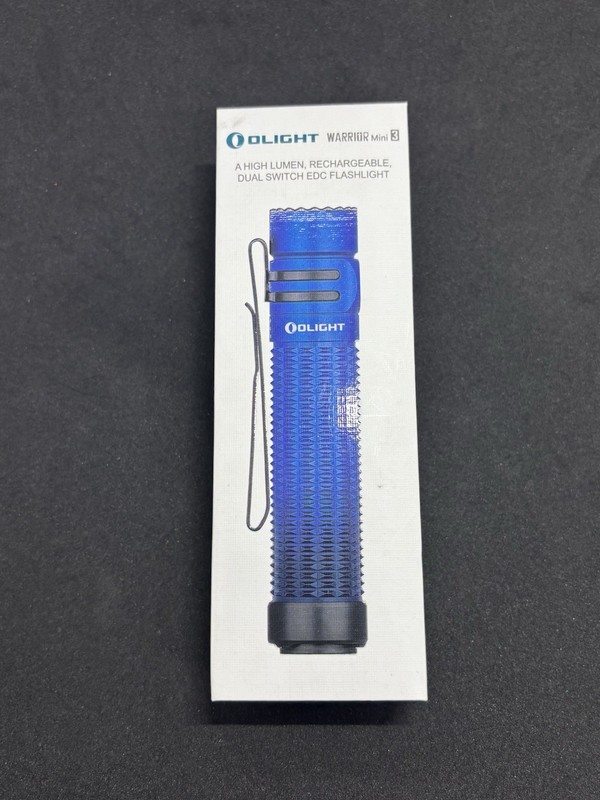 Olight Warrior Mini 3 1750 Lumens LED Rechargeable IPX8 Flashlight Blue & black
