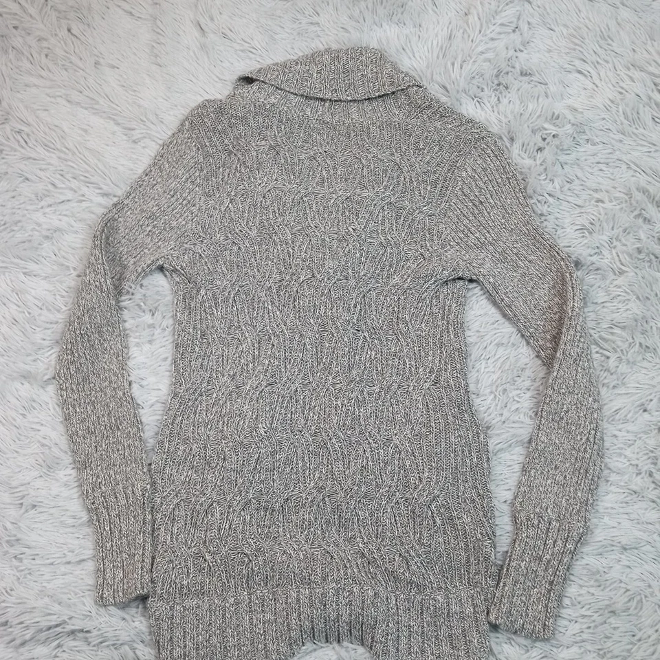 Guess Sweater Womens M Gray Cardigan Snap Up Cozy Comfort Pockets Preppy - Image 2 of 4