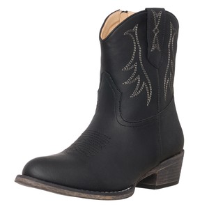 womens black round toe cowboy boots