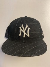 NY Yankees Charcoal New Era Stripe 7 1/4 hat cap New Era Fitted 5950 Flawless