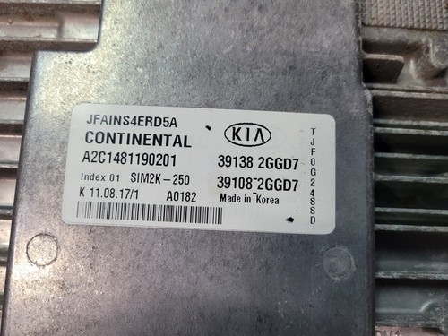 2016-2020 Kia Optima 2.4L EX - ECM, Ignition Switch, Matching Key, BCM Smart Key - Picture 4 of 12