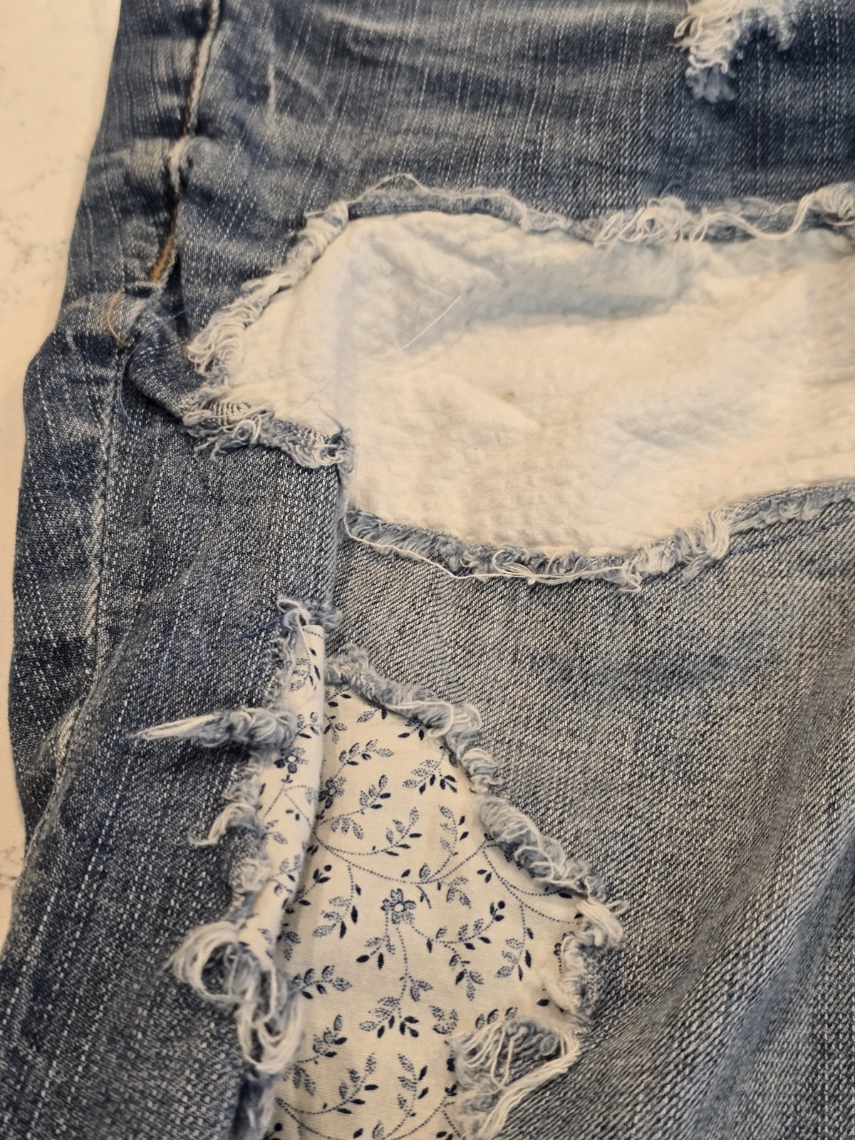 Torrid High Rise Distressed Patchwork Bermuda Blu… - image 8