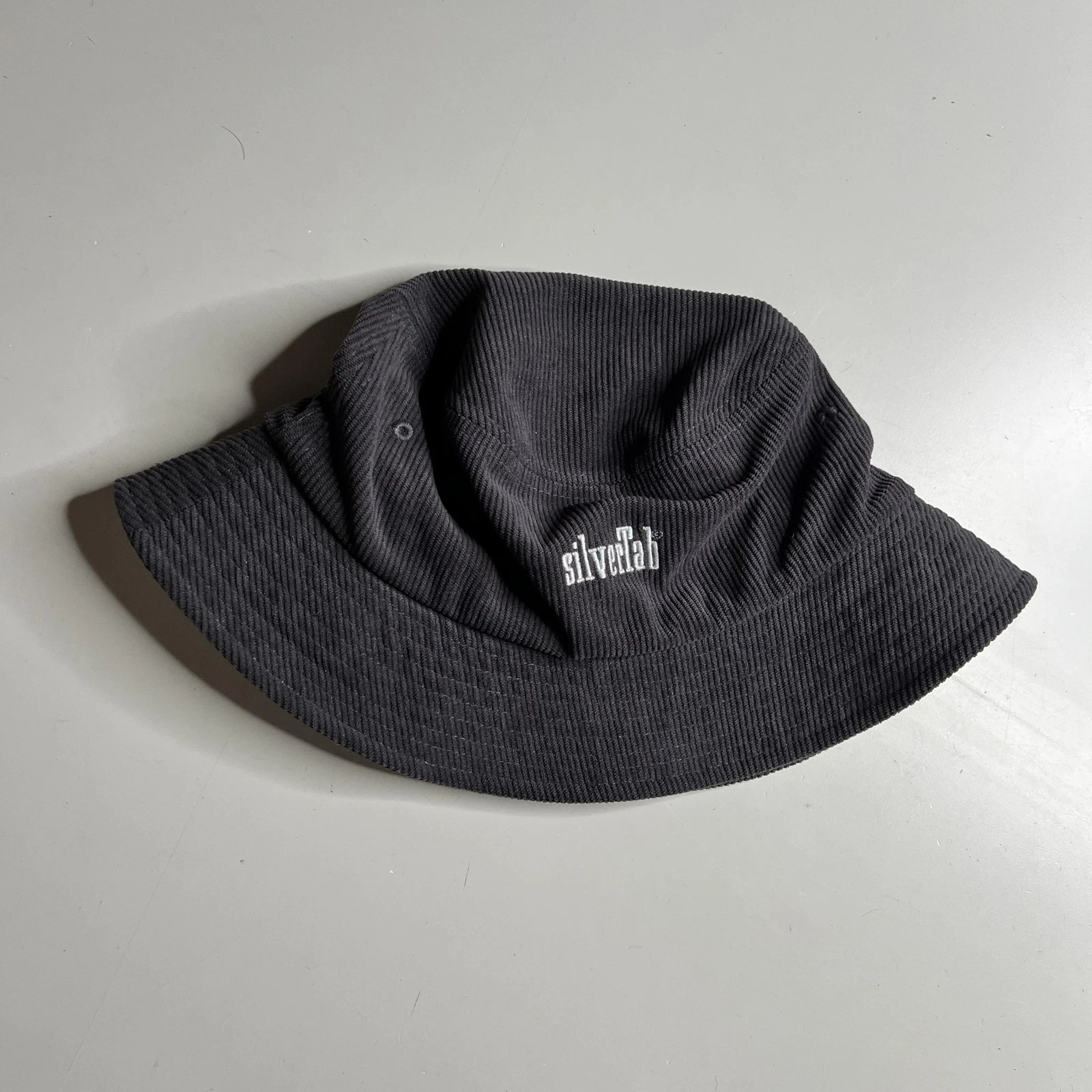 Levi's SilverTab Bucket Hat Mens XL Black Corduroy Logo Streetwear Casual