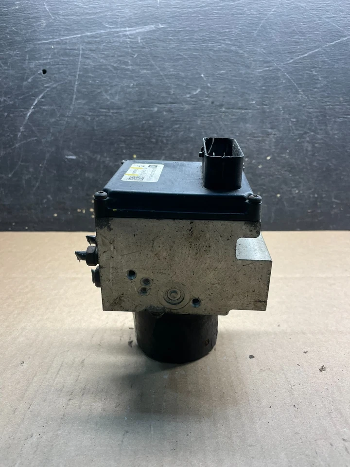 Chevy Express GMC Savana 1500 2500 2009-2012 ABS bomba de freno antibloqueo u9186 DG Foto 2 de 4
