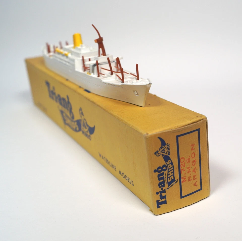 TRI-ANG TRIANG R.M.S. ARAGON M720 in OVP Passagierdampfer 1960 1:1200 S00106-01 - Bild 2 von 4