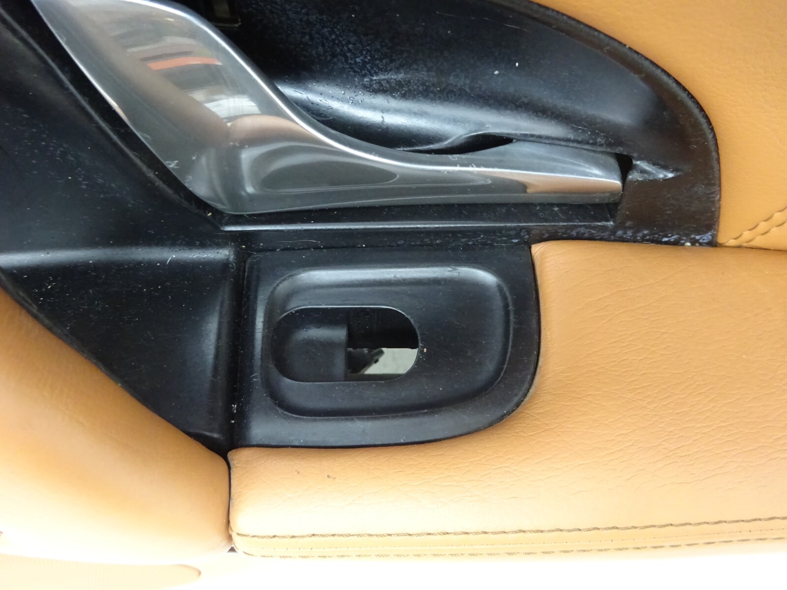 2003-2008 Maserati Quattroporte M139 Rear Right Door Panel Brown OEM DE2209134
