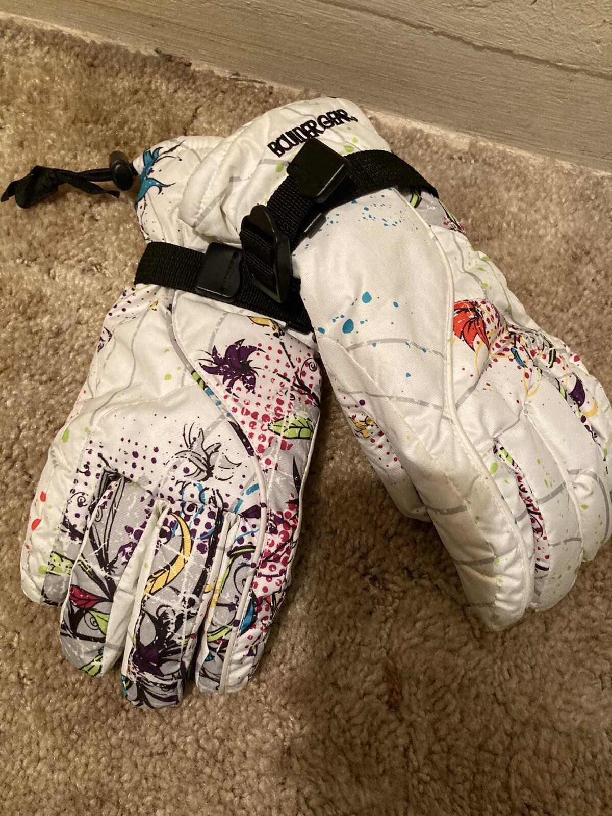 Womens Boulder Gear Snow Gloves Size XL, All White With Colorful Floral Design
