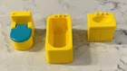 VINTAGE FISHER PRICE LITTLE PEOPLE YELLOW/BLUE BATHROOM ~ SET BATH SINK TOILET