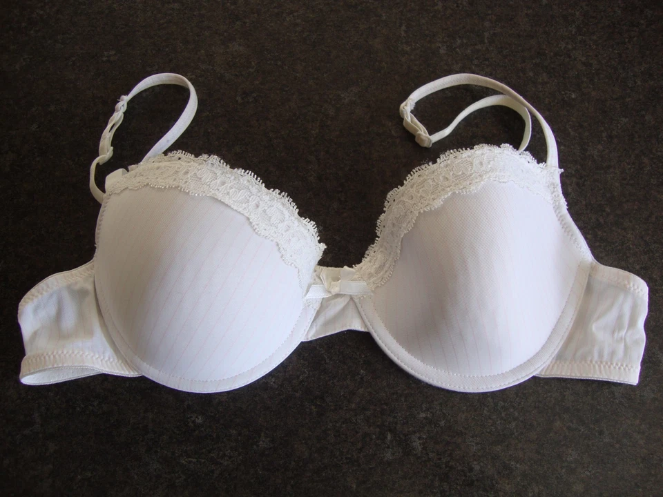 New Look Pink And White Striped Underwired Moulded With Lace Trim Bra Size 34B - Image 1 of 4