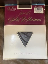 VTG Hanes Silk Reflections Brown Silky Sheer Control Top Sandalfoot Pantyhose