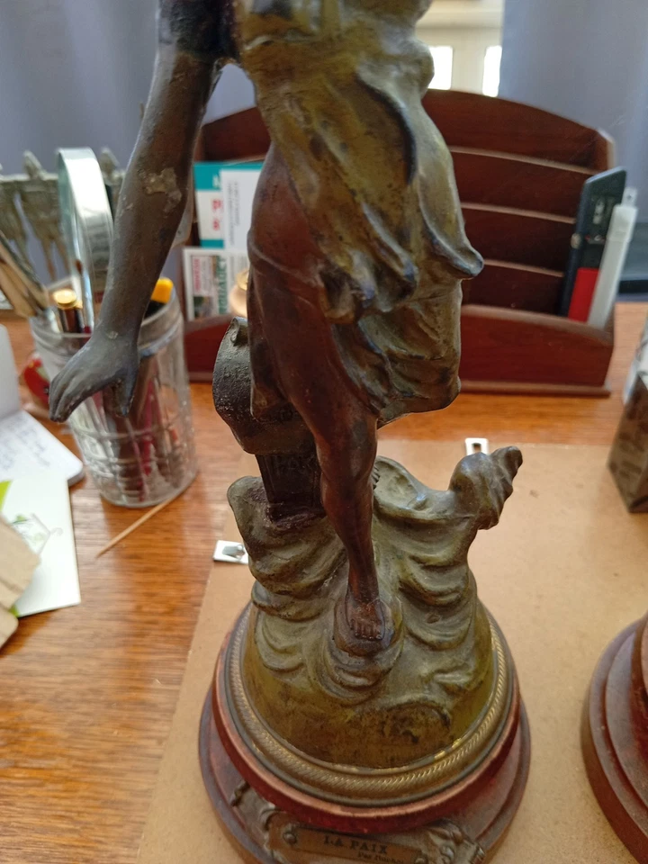 Paire de Statue De Truchot,La Paix,La Guerre - Photo 4/4