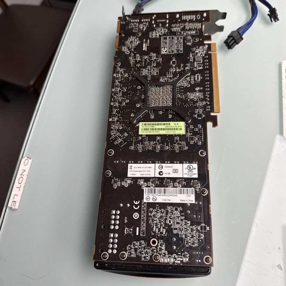 AMD Radeon HD 8950 3GB GRAPHICS CARD flashed for Mac - Image 2 of 4