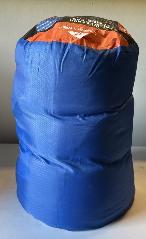 Cool Weather Sleeping Bag Ozark Trail 40°F 33”x77” Blue Pre-Owned Unused Fits 1 - Image 4 of 4