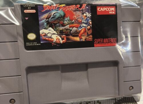 Vintage Nintendo SNES Street Fighter II Authentic 1991 - Picture 2 of 3