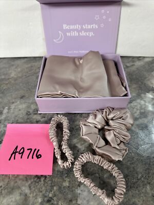 Locks & Mane 100% Mulberry Silk 3-Pc  Scrunchie Set W/ Queen Pillow Case Blush