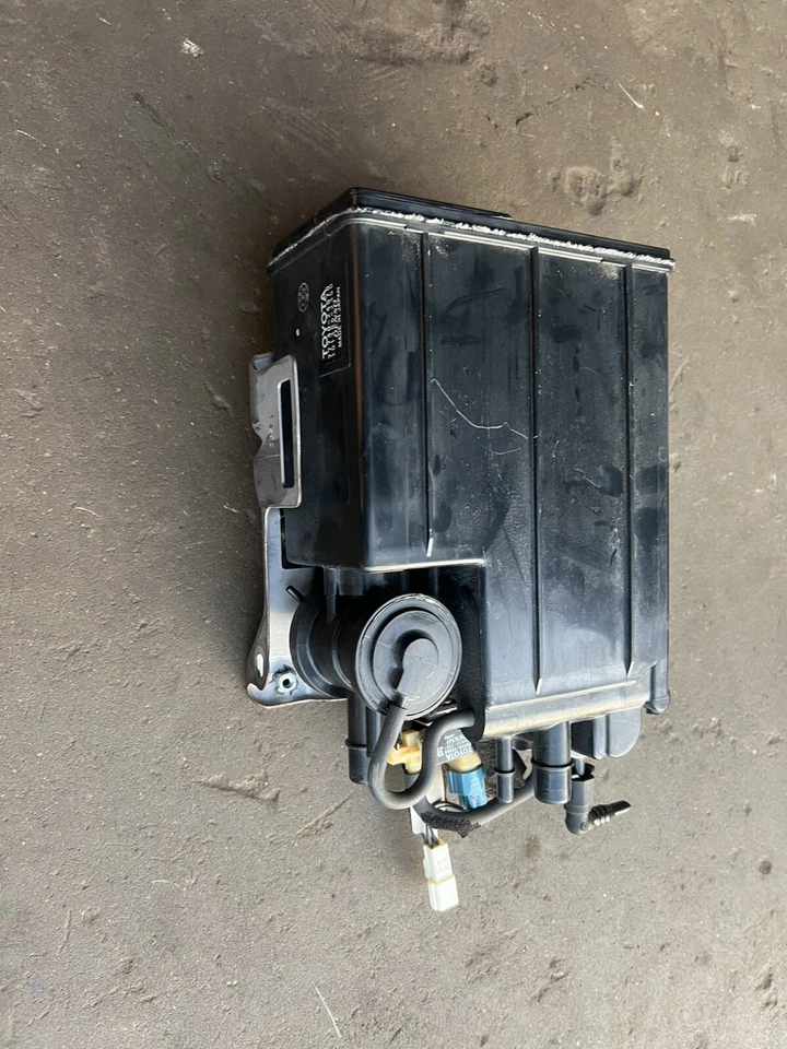 Lexus SC300 2000 bote de carbón usado Foto 3 de 4