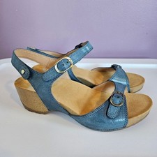 NWOT 38/7.5 Dansko Tricia Blue Miller Burnished Leather Strap Wedge Sandals