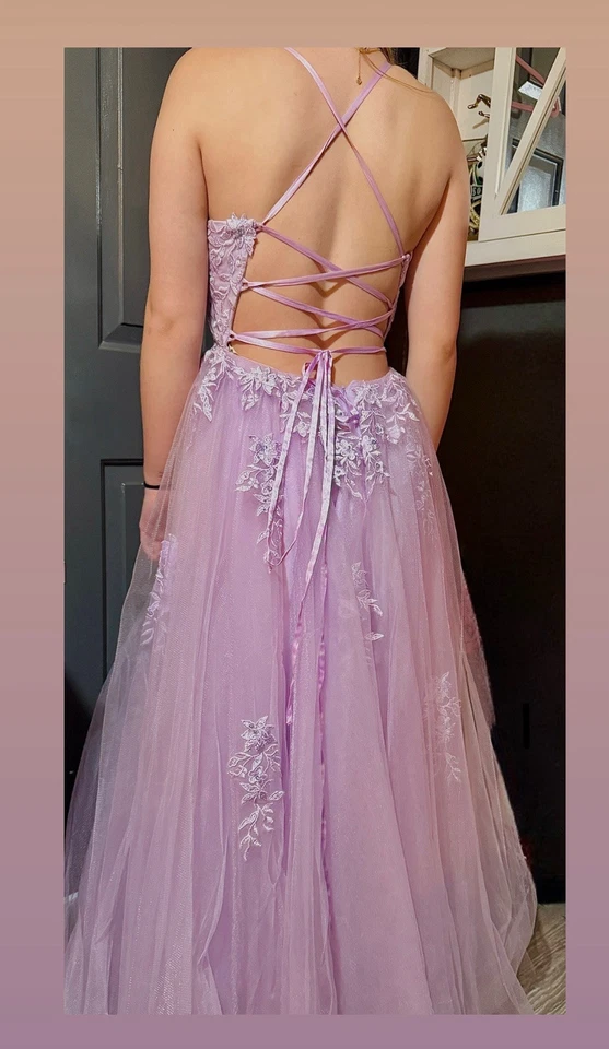 Preciosa tela de lentejuelas moradas. Vestido de boda, gala, graduación. Foto 4 de 4