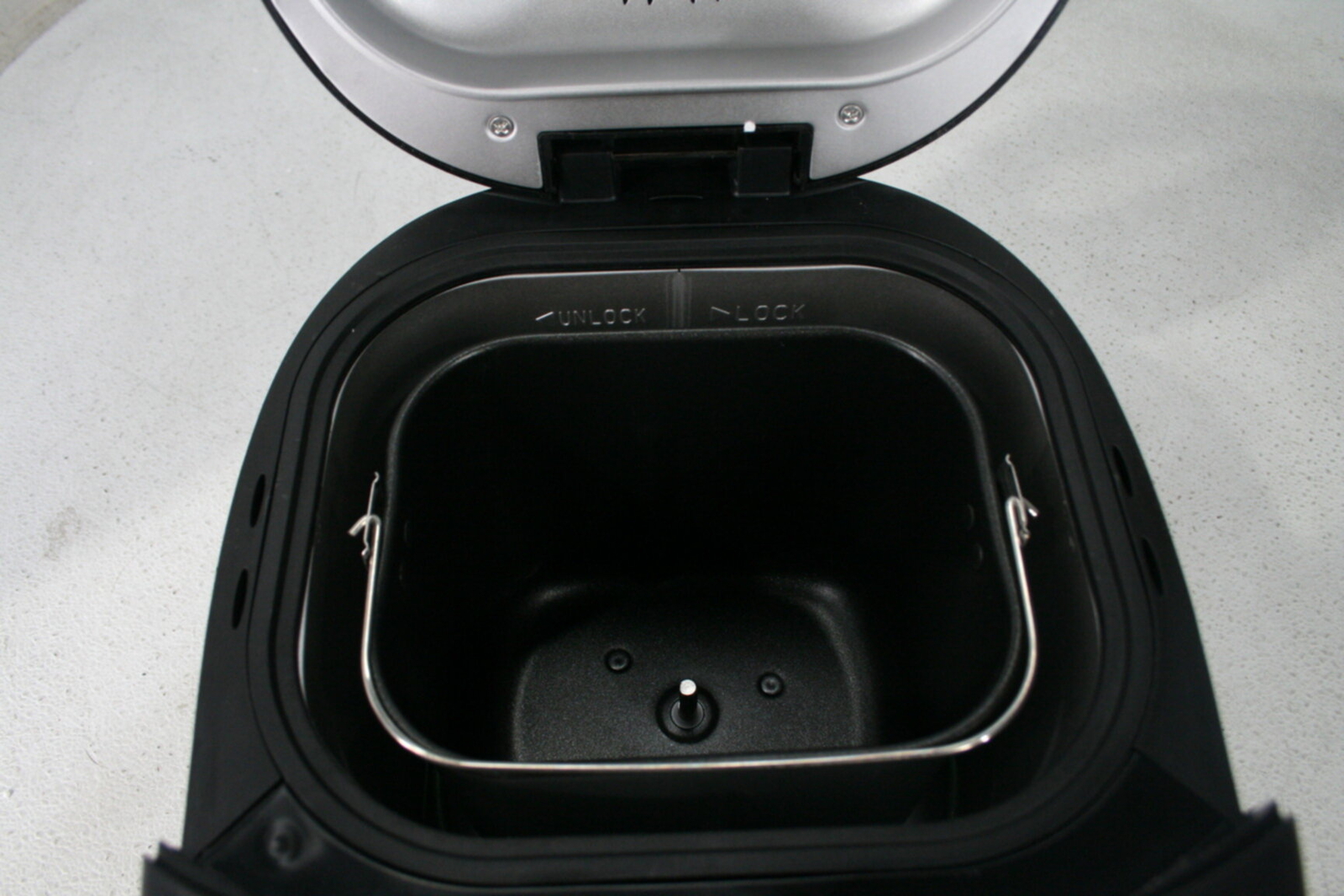 Hamilton 29882 Beach Bread Maker Machine Digital Programmable 12