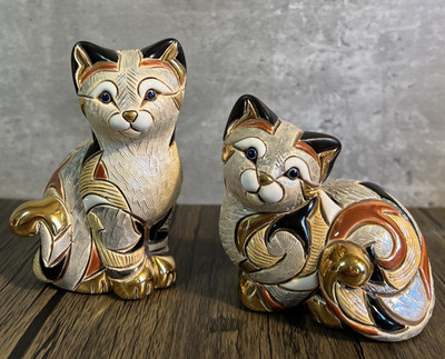 Set of 2 De Rosa Rinconada Artesania Ceramic Cat Sculptures Gold & Silver Accent