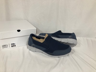 skechers relaxed fit memory foam dual lite