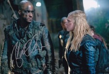 RICKY WHITTLE signed Autogramm 20x30cm THE 100 in Person autograph COA