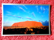 THE MAGIC OF ULURU [AYERS ROCK]  NORTHERN TERRITORY COLOUR POSTCARD [310]