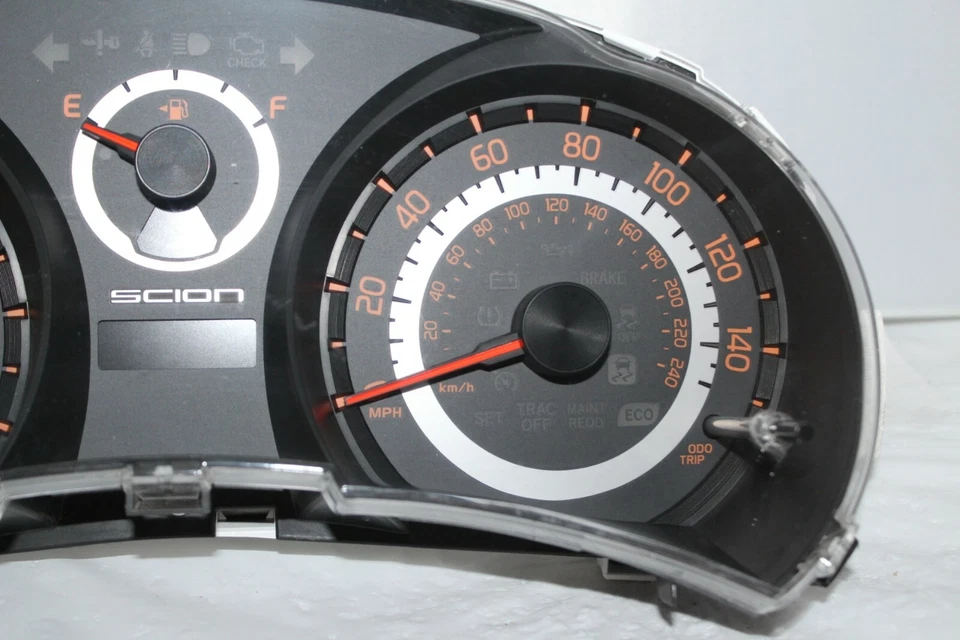 Cuadro de instrumentos velocímetro panel de instrumentos 2011-2013 Scion TC 19.311 millas Foto 3 de 4